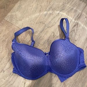 Chantelle Bra 32H